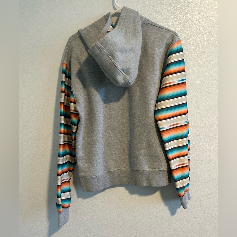 Cowgirl hardware Sweatshirt size medium Aztec design